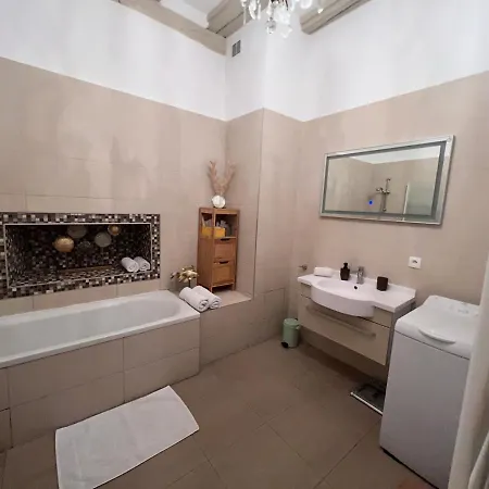 Bi Uns Chez Silvana Apartment